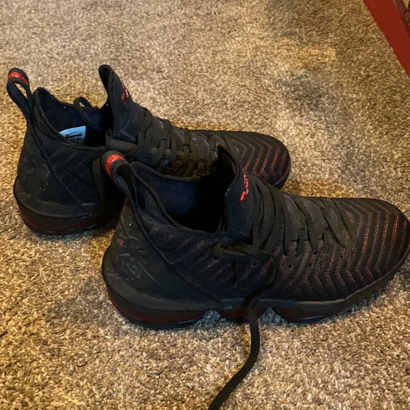 Lebron bred xvi red and black - Picture 6 of 7